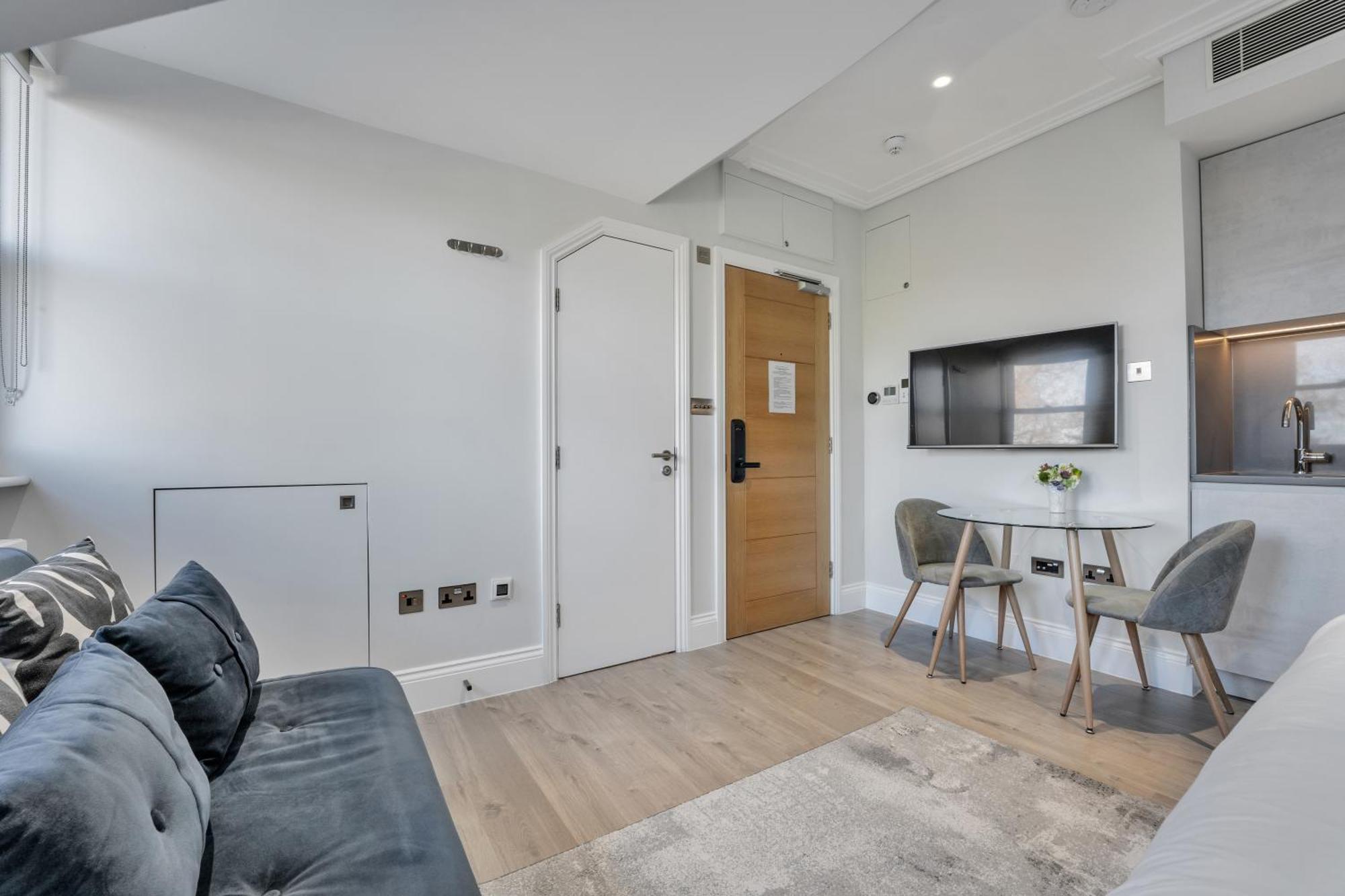 Luxlet - Heart Of Hampstead, London